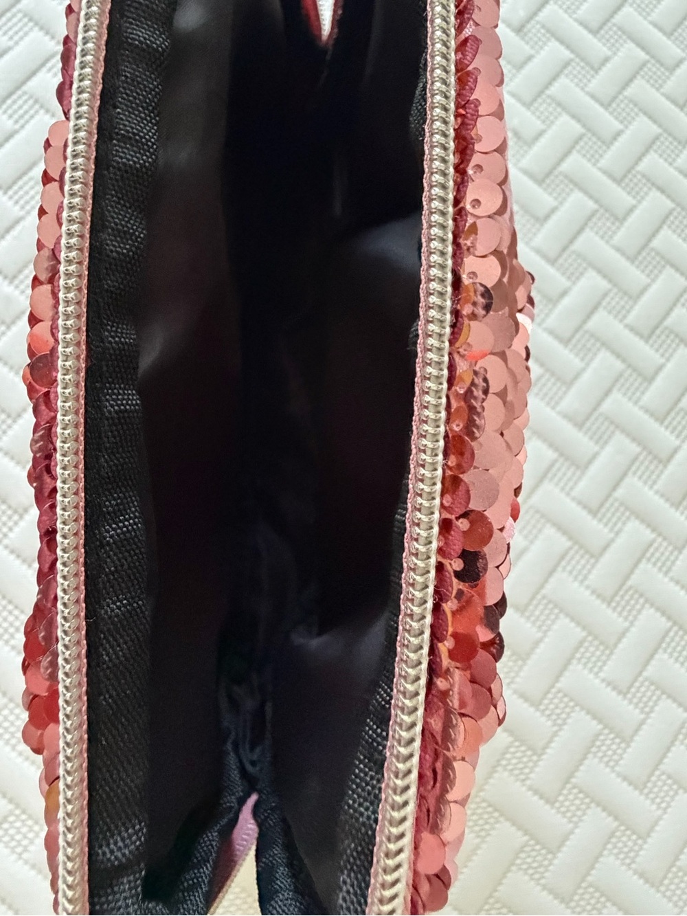 Marc Jacobs Pink Reversible Sequin Cosmetic Pouch - Picture 3 of 6
